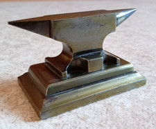 alter Amboss Uhrmacher