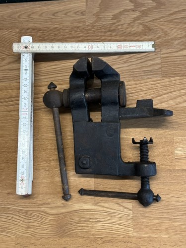 Antiker alter kleiner