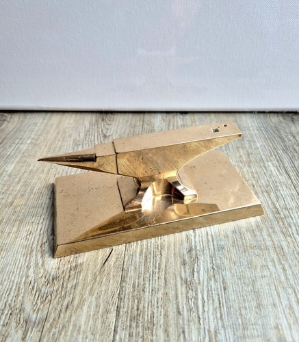 Massiver alter amboss juwelier - alter,