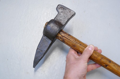 Antiker uralter schmiedehammer - antiker,
