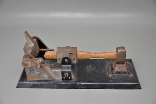 Altes mechanisches